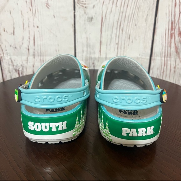 Crocs x South Park Classic Clog with 8 character jibbitz ins mens Size 10 NIB